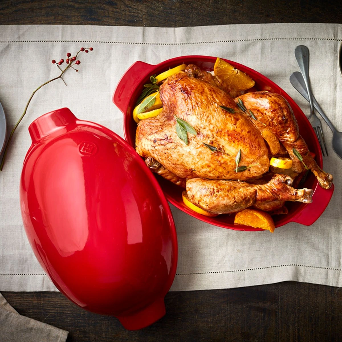 Brique à Rôtir XL Plat à Poulet Emile HENRY Rouge Grand Cru VPC 3 Brique à Rôtir XL Plat à Poulet Emile HENRY Rouge Grand Cru VPC – Image 3