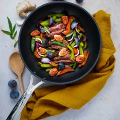 Castel´Pro Sauteuse Aluminium Revêtue Couvercle Verre Exceliss + CRISTEL D24 -Maison Cuisine Série castel pro sauteuse aluminium revetue couvercle verre exceliss cristel d24 3