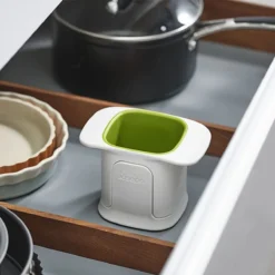 Chop Cup Hachoir à Légumes Frites Oignons Joseph Joseph Blanc Et Vert 11 Chop Cup Hachoir à Légumes Frites Oignons Joseph Joseph Blanc Et Vert -Maison Cuisine Série chop cup hachoir a legumes frites oignons joseph joseph blanc et vert 5