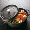 Cocotte En Fonte Emaillée Ovale Staub NOIR