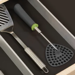 DELTA Presse Purée Pliable Joseph Joseph -Maison Cuisine Série delta presse puree pliable joseph joseph 3