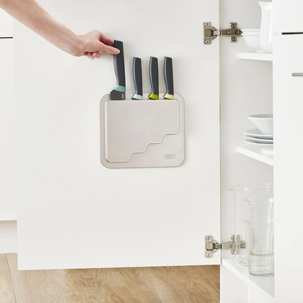DoorStore Knives Set De 4 Couteaux Elevate Et Leur Boitier Rangement Placard Joseph Joseph SC 2 DoorStore Knives Set De 4 Couteaux Elevate Et Leur Boitier Rangement Placard Joseph Joseph SC – Image 2