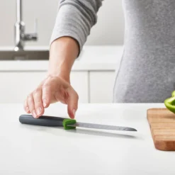 DoorStore Knives Set De 4 Couteaux Elevate Et Leur Boitier Rangement Placard Joseph Joseph SC 13 DoorStore Knives Set De 4 Couteaux Elevate Et Leur Boitier Rangement Placard Joseph Joseph SC -Maison Cuisine Série doorstore knives set de 4 couteaux elevate et leur boitier rangement placard joseph joseph sc 6