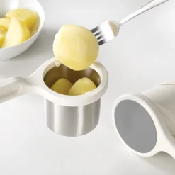 HELIX Presse Purée Joseph Joseph -Maison Cuisine Série helix presse puree joseph joseph 4