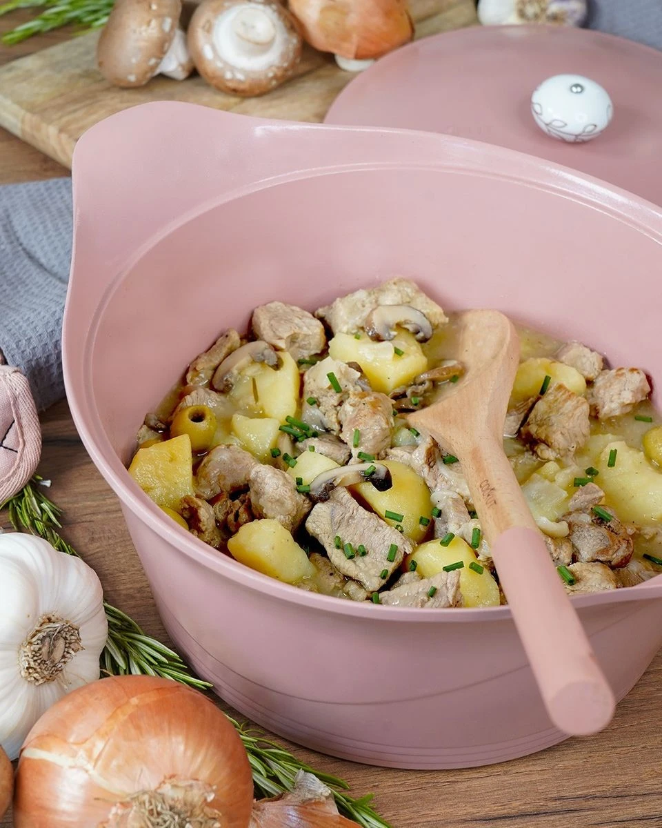 L´incroyable Cocotte Cookut Revêtement Céramique 24 Cm + Poignée Et Manique - Rose Guimauve 3 L´incroyable Cocotte Cookut Revêtement Céramique 24 Cm + Poignée Et Manique - Rose Guimauve – Image 3