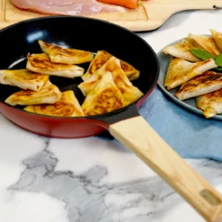 L´incroyable Poêle Cookut Revêtement Céramique - Rose Guimauve -Maison Cuisine Série l incroyable poele cookut revetement ceramique rose guimauve 3