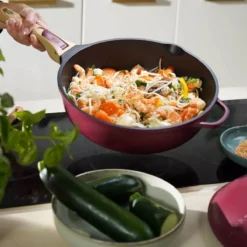 La Fabuleuse Poêle Sauteuse Casserole Cocotte Cookut 28 Cm - Rouge Rubis -Maison Cuisine Série la fabuleuse poele sauteuse casserole cocotte cookut 28 cm rouge rubis 3