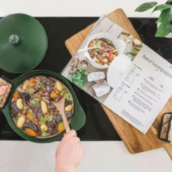 LIVRE DE RECETTES L´Incroyable Cocotte COOKUT -Maison Cuisine Série livre de recettes l incroyable cocotte cookut 2