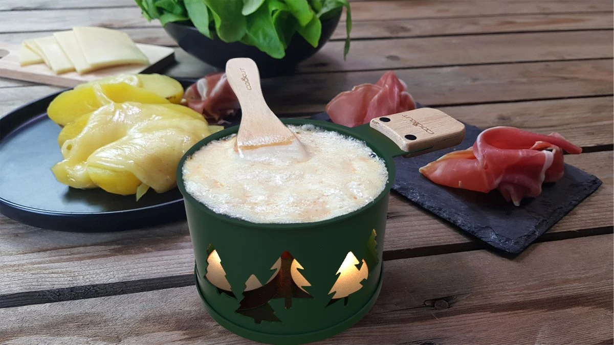 LUMI Raclette à La Bougie Individuelle Cookut- Les 2 Série Limitée Forêt Verte 3 LUMI Raclette à La Bougie Individuelle Cookut- Les 2 Série Limitée Forêt Verte – Image 3