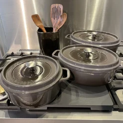 Mijoteuse Cocotte Ovale Fonte émaillée INVICTA Taupe -Maison Cuisine Série mijoteuse cocotte ovale fonte emaillee invicta taupe 3