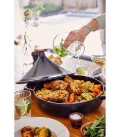 NORI Tajine En Fonte Emaillée BEKA Ronde Noir D28 -Maison Cuisine Série nori tajine en fonte emaillee beka ronde noir d28 5