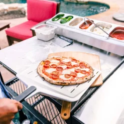 Pelle à Pizza Perforée OONI 30 Cm -Maison Cuisine Série pelle a pizza perforee ooni 30 cm 2