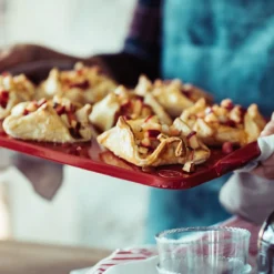 Planche à Four Rectangulaire 39 X 31 Emile HENRY Rouge Grand Cru -Maison Cuisine Série planche a four rectangulaire 39 x 31 emile henry rouge grand cru 3